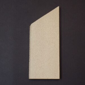 Aduro 1 Seitenstein rechts mittig