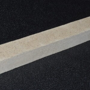 Caminos Triton Bodenstein hinten