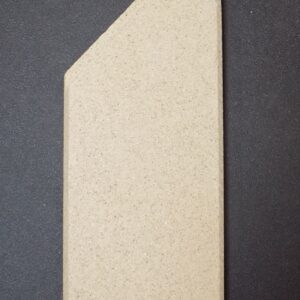 Fireplace Loren Seitenstein rechts vorne