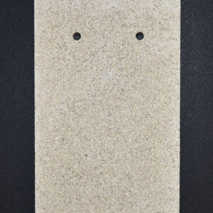 Justus Lagos Rückwandstein links