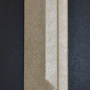 Koppe Tayo Seitenstein links