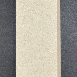 Justus Usedom 7 Seitenstein links vorne